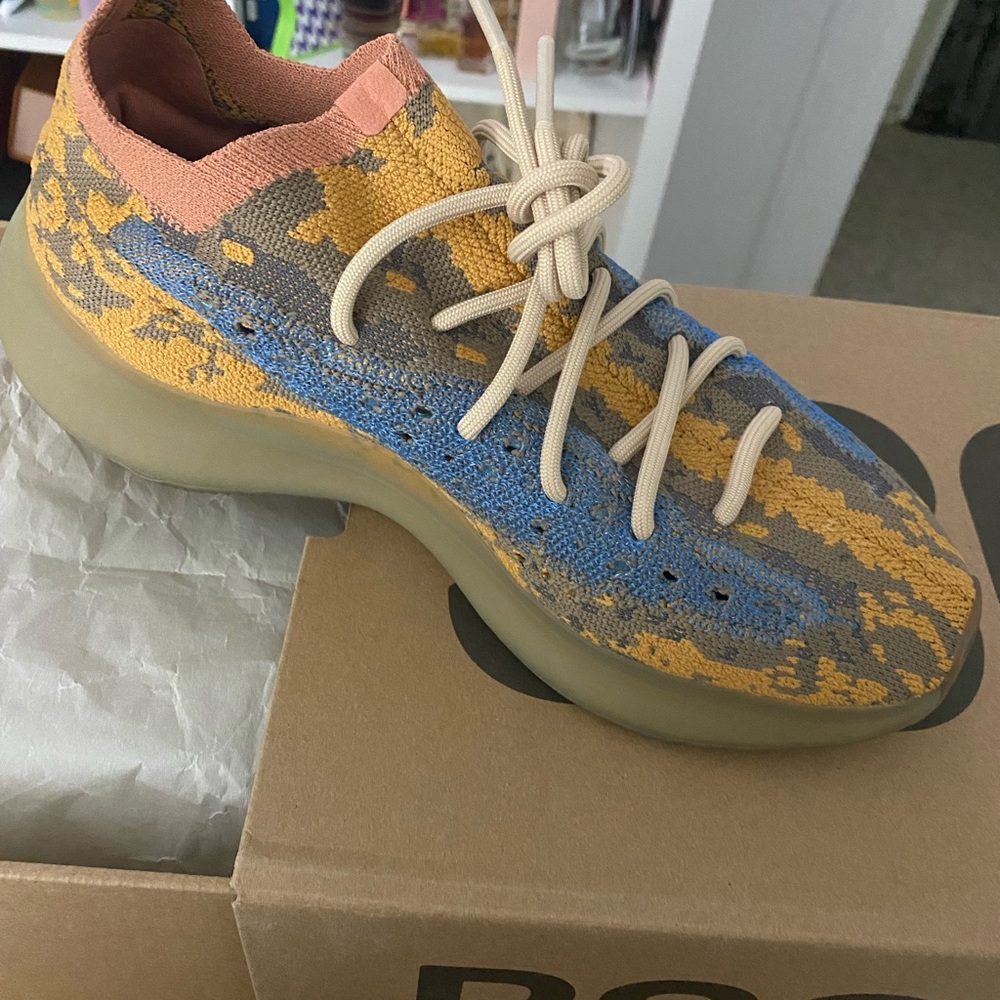 Yeezy 380s… Mens size 6.5 equivalent to womens 8 .